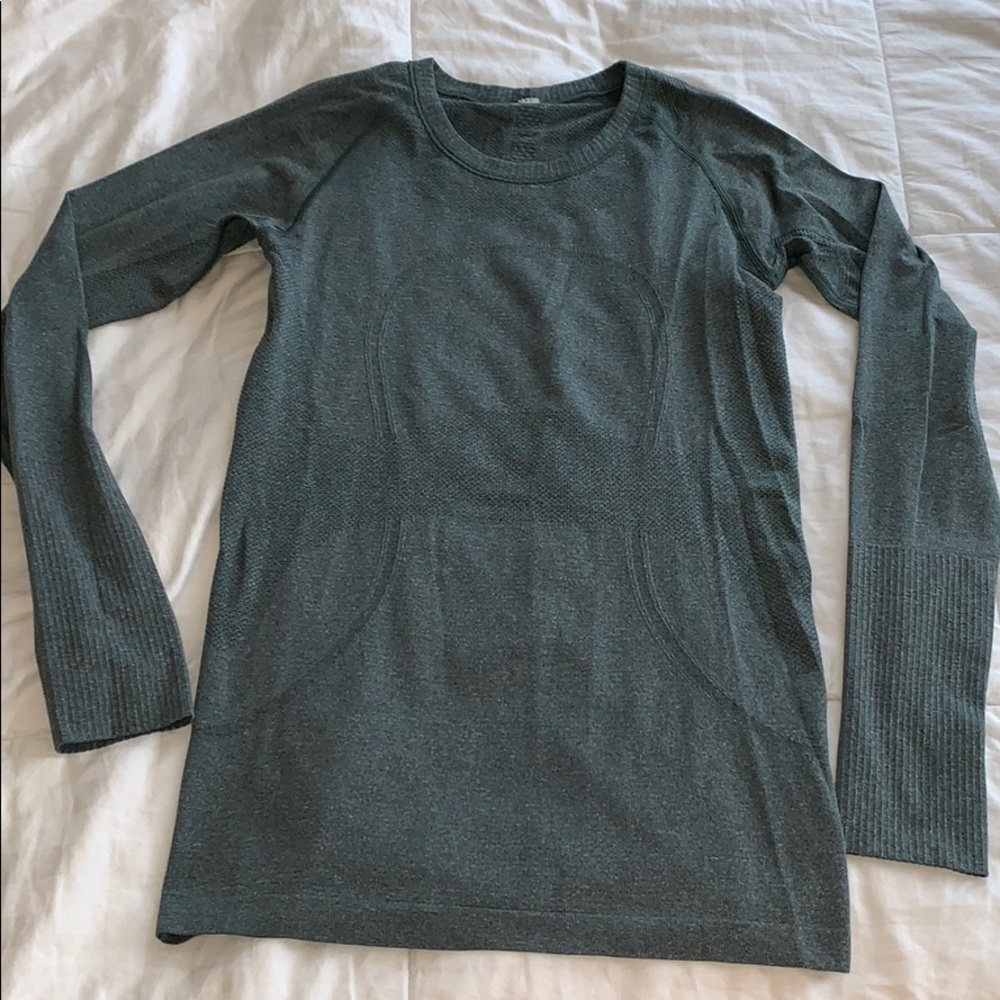 Lululemon Swiftly Tech Long Sleeve